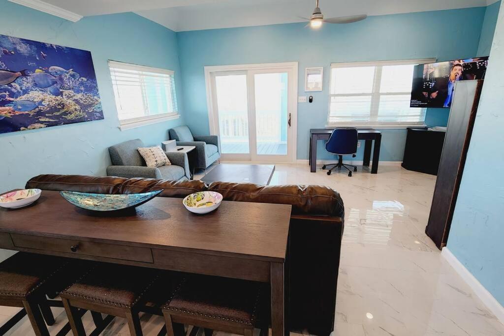 Acapulco - Upstairs Beachview Beauty 50 Steps To A Private Beach! Byot *
